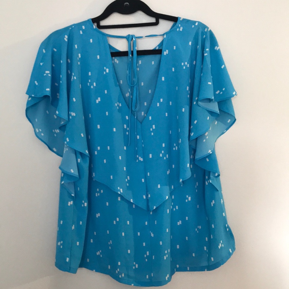 LOFT flutter sleeve blouse